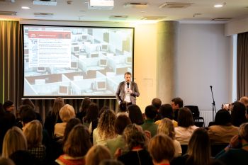 Konferneces "Karjeras virziena kompass" 2026 mirklis. (c) Lietuvas Eiropas Sociālā fonda aģentūra